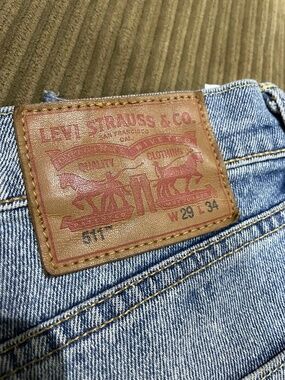 Levi’s 511 light wash